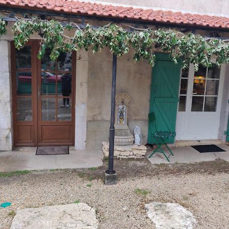 Le Logis De Lou Bed and Breakfast Blars Εξωτερικό φωτογραφία